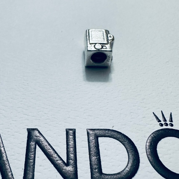 Pandora camera charm - Picture 6 of 7